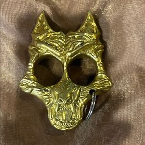 Golden Wolf Mask Key Holder for self-defense